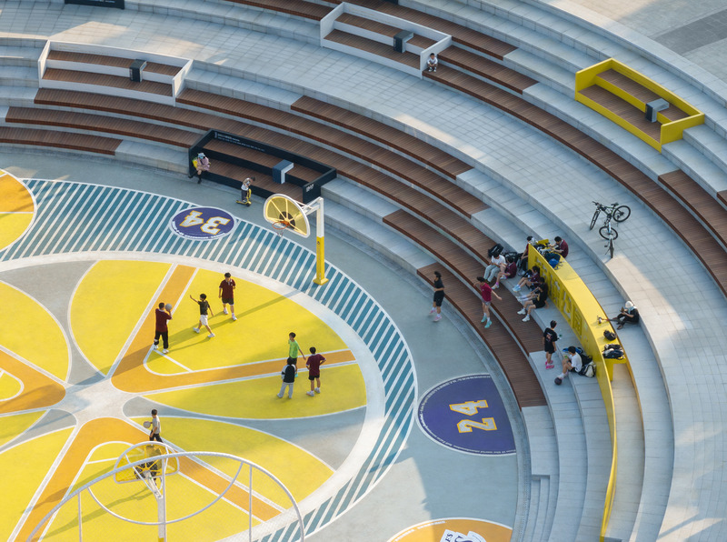 Dossier de presse | 7740-01 - Communiqué de presse | Activation of Urban Negative Space - JU•Basketball Park - HID Landscape Architecture - Architecture de paysage - Crédit photo : HID