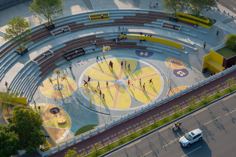 Dossier de presse | 7740-01 - Communiqué de presse | Activation of Urban Negative Space - JU•Basketball Park - HID Landscape Architecture - Architecture de paysage - Crédit photo : HID