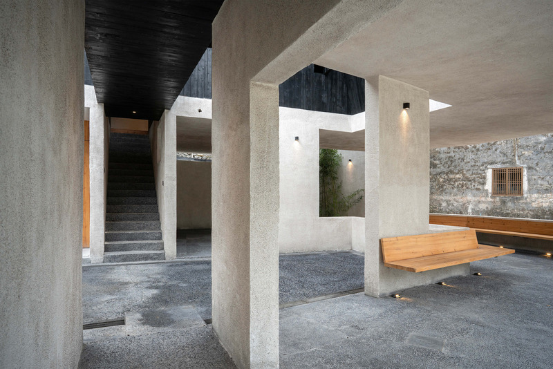 Dossier de presse | 7726-01 - Communiqué de presse | FW JI · Le Musée de la Mémoire Rurale - IARA - Architecture institutionnelle - Espace public au rez-de-chaussée - Crédit photo : Yi Huang