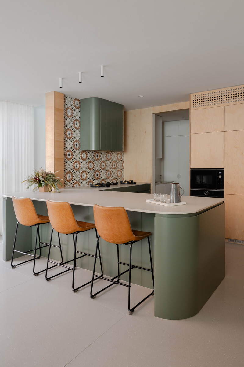 Press kit | 7721-01 - Press release | Mahogany House: Intergenerational Home - R ARCHITECTURE - Residential Architecture - kitchen - Photo credit: Chris Murray- https://chrismurray.photography/