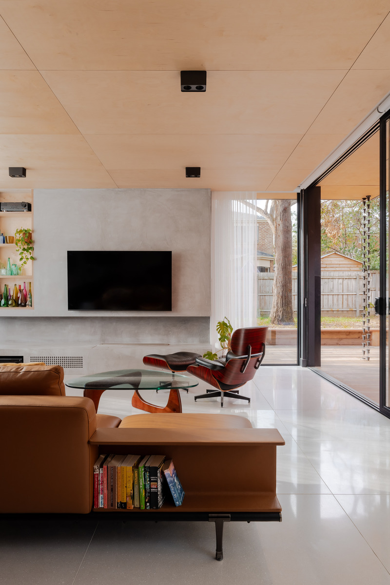 Press kit | 7721-01 - Press release | Mahogany House: Intergenerational Home - R ARCHITECTURE - Residential Architecture - Living area - Photo credit: Chris Murray- https://chrismurray.photography/