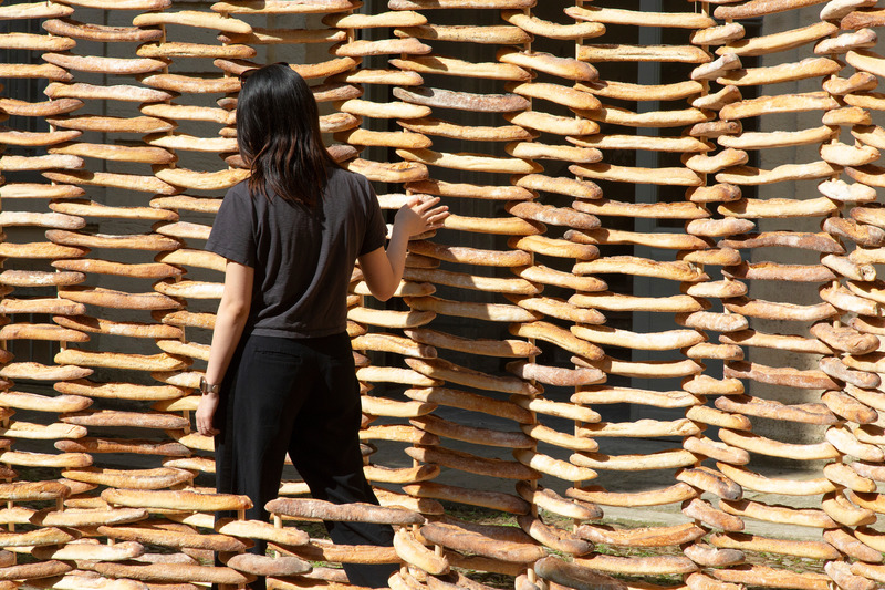 Dossier de presse | 982-57 - Communiqué de presse | Retour sur le FAV 2025 - Festival des Architectures Vives - Évènement + Exposition - PAYSAGE DE PAIN <br> MERO Studios : Megan Dang &amp; Rose Zhang - Crédit photo :  photoarchitecture.com 