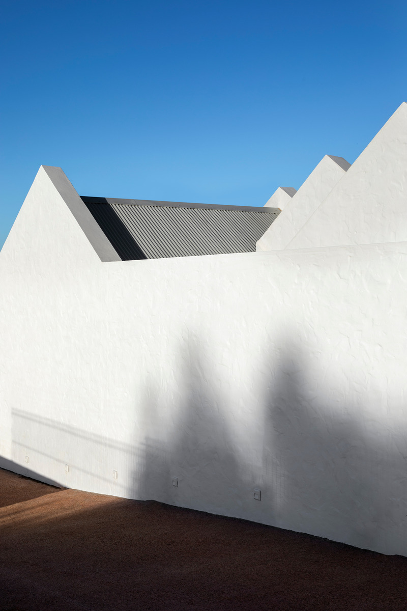 Dossier de presse | 7723-01 - Communiqué de presse | From Salzburg to Cape Town: SKREINSTUDIOS Redefines Sustainable Architecture - SKREINSTUDIOS SL - Architecture commerciale - Crédit photo : Adam Letch