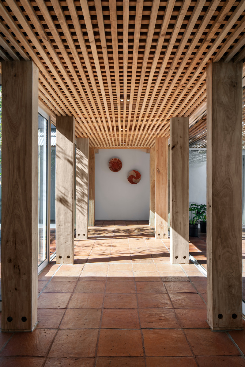 Dossier de presse | 7723-01 - Communiqué de presse | From Salzburg to Cape Town: SKREINSTUDIOS Redefines Sustainable Architecture - SKREINSTUDIOS SL - Architecture commerciale - Crédit photo : Adam Letch