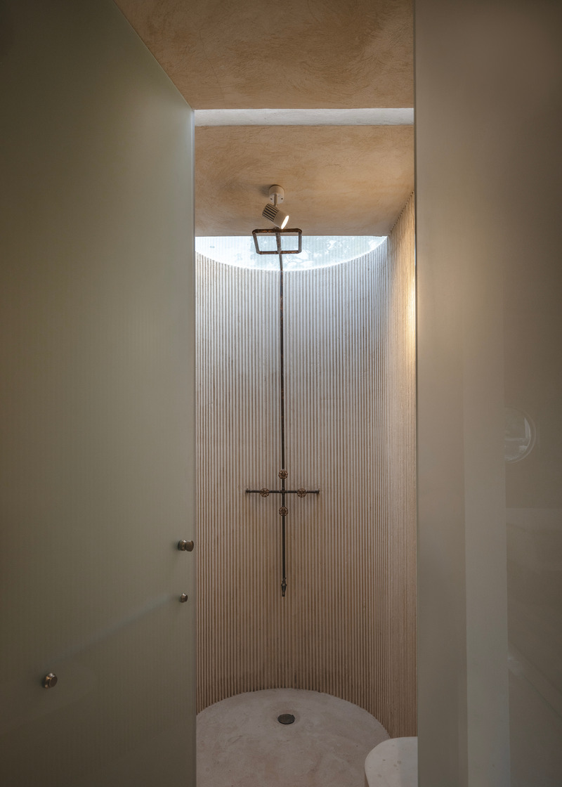 Dossier de presse | 7703-01 - Communiqué de presse | Vistalcielo Transforming a Forgotten Home in Mérida - Veinte Diezz Arquitectos - Architecture commerciale - Crédit photo : Manolo R. Solís