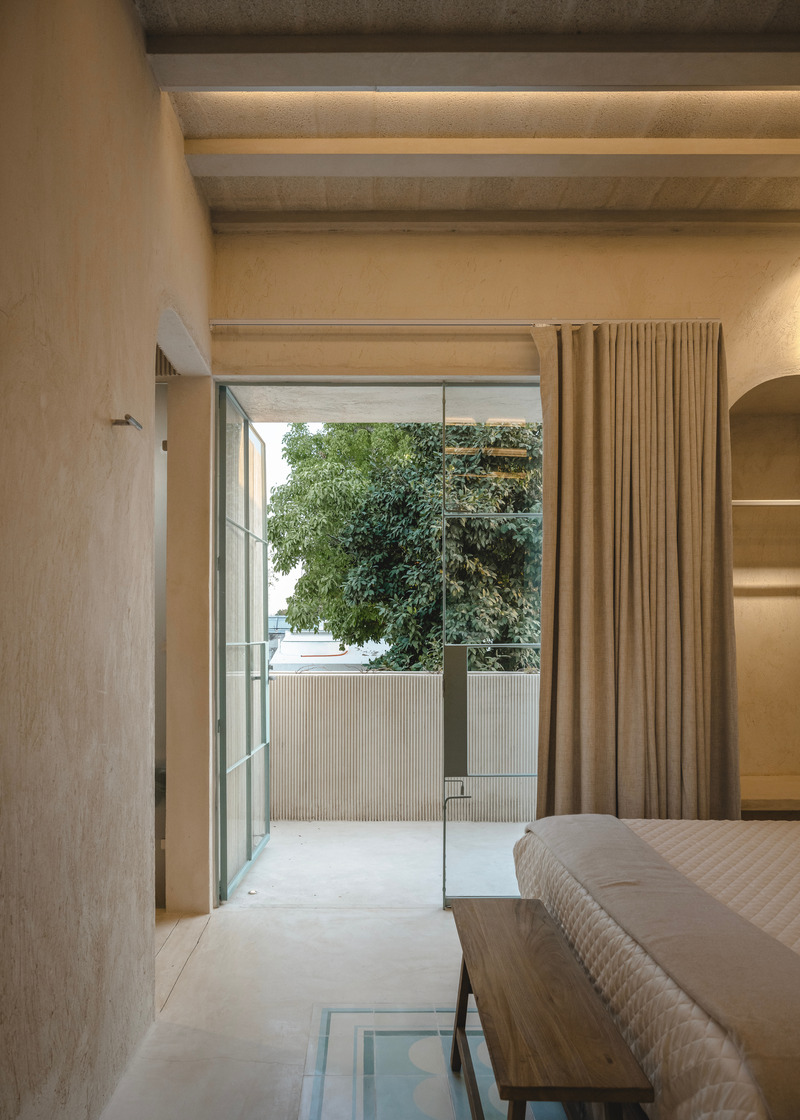 Dossier de presse | 7703-01 - Communiqué de presse | Vistalcielo Transforming a Forgotten Home in Mérida - Veinte Diezz Arquitectos - Architecture commerciale - Crédit photo : Manolo R. Solís