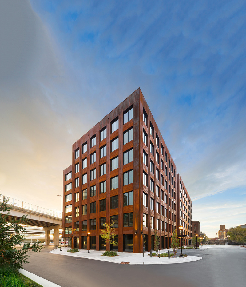 Dossier de presse | 2207-04 - Communiqué de presse | MGA Named Best Sustainable Firm in the World at the 13th Annual Architizer A+Awards - MGA | Michael Green Architecture - Architecture commerciale - T3 - Crédit photo : Ema Peter