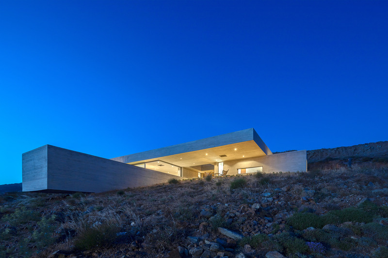 Dossier de presse | 7372-01 - Communiqué de presse | Aristides Dallas Architects Named “Best Local Firm” at 2025 Architizer A+Awards - Aristides Dallas Architects - Architecture résidentielle - THE LAP POOL HOUSE - Crédit photo : PANAGIOTIS VOUMVAKIS