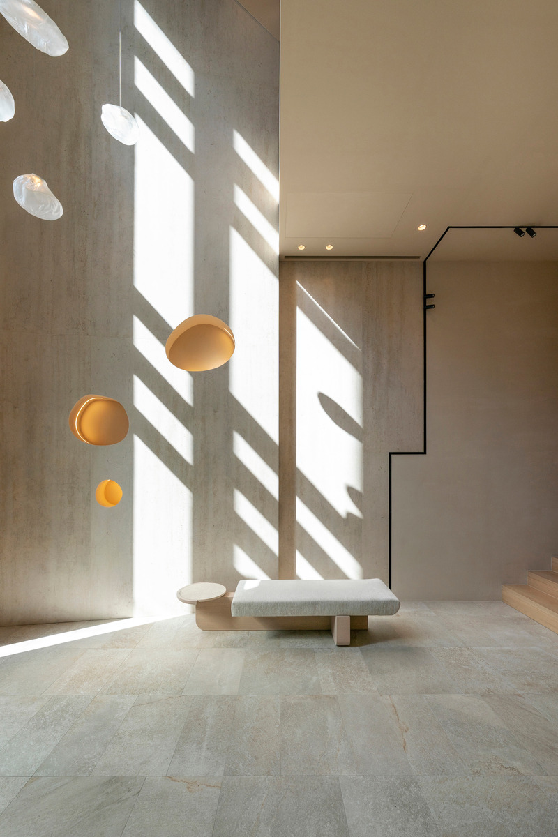 Press kit | 4941-01 - Press release | ECHO VILLA — Where Architecture Follows the Mountain Line - Peny Hsieh Interiors - Residential Interior Design - Photo credit: Peny Hsieh Interiors