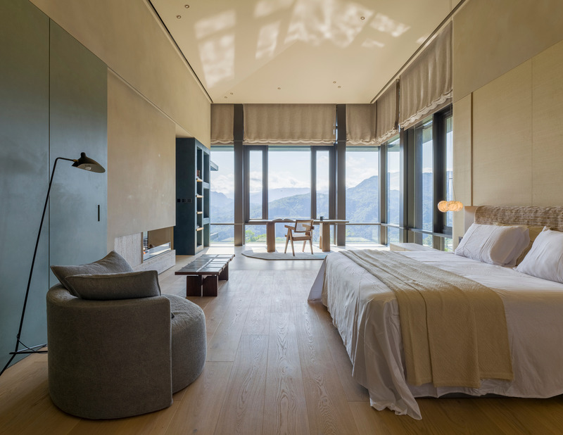 Press kit | 4941-01 - Press release | ECHO VILLA — Where Architecture Follows the Mountain Line - Peny Hsieh Interiors - Residential Interior Design - Photo credit: Peny Hsieh Interiors