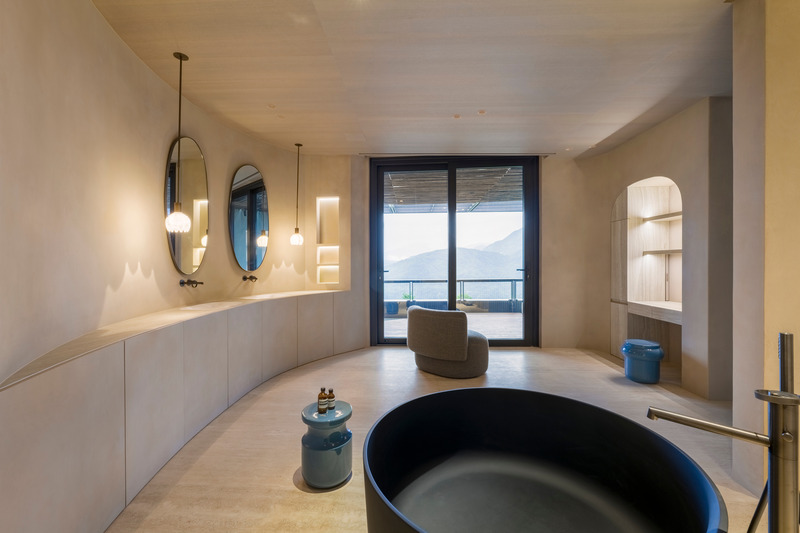 Press kit | 4941-01 - Press release | ECHO VILLA — Where Architecture Follows the Mountain Line - Peny Hsieh Interiors - Residential Interior Design - Photo credit: Peny Hsieh Interiors