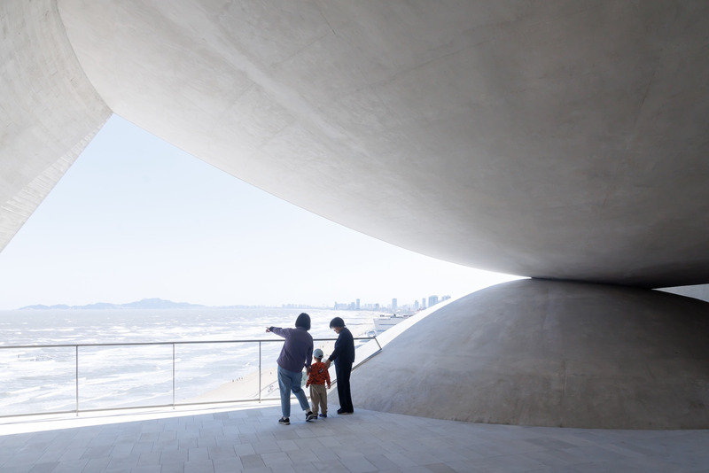 Dossier de presse | 3976-05 - Communiqué de presse | Sun Tower - OPEN Architecture - Architecture institutionnelle - In_Between_Space - Crédit photo : Iwan Baan