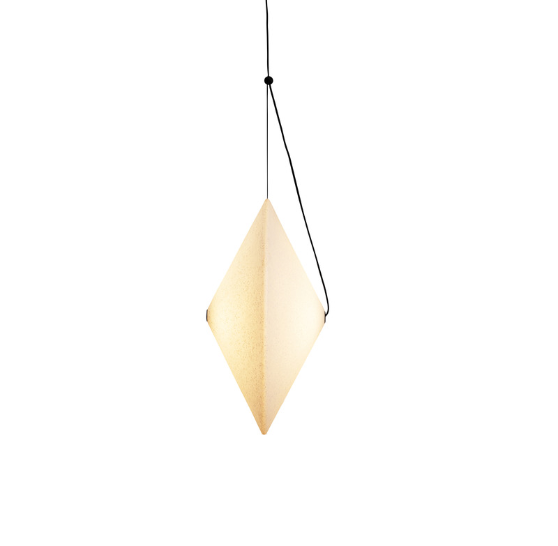 Press kit | 7749-01 - Press release | Rificolona - Miniforms - Lighting Design - Photo credit: Alessandro Di Bon
