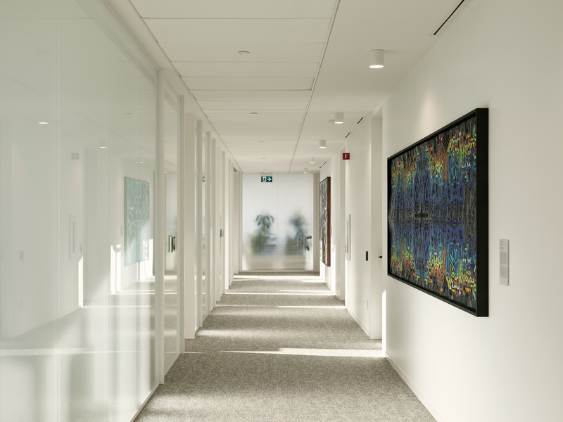 Dossier de presse | 721-16 - Communiqué de presse | L’évolution stratégique des bureaux de Davies Ward Phillips & Vineberg - Chevalier Morales - Design d’intérieur commercial - Crédit photo : Maxime Brouillet