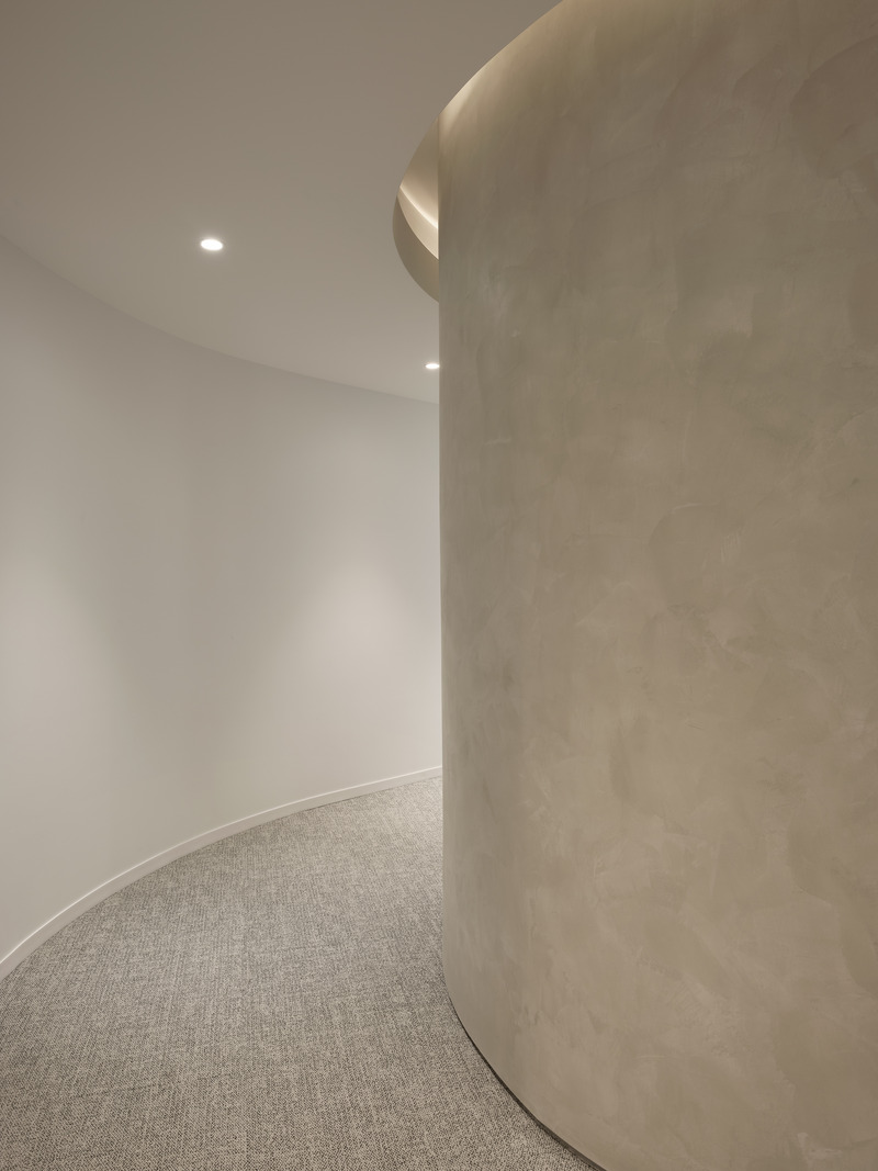 Dossier de presse | 721-16 - Communiqué de presse | L’évolution stratégique des bureaux de Davies Ward Phillips & Vineberg - Chevalier Morales - Design d’intérieur commercial - Crédit photo : Maxime Brouillet