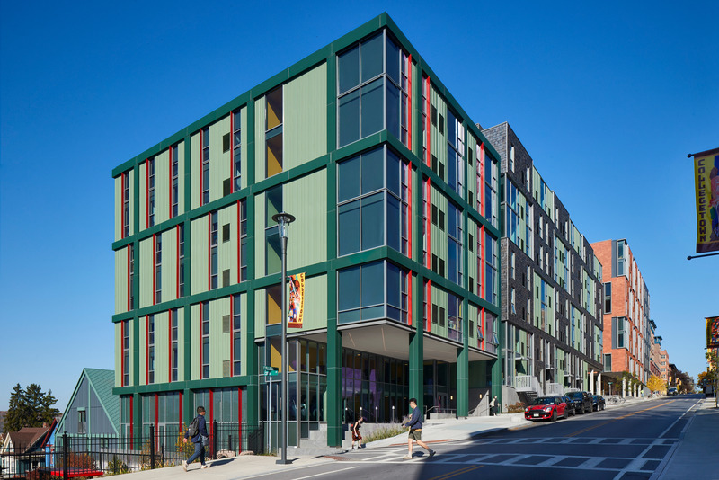Press kit | 2353-08 - Press release | Catherine Commons - ikon.5 architects - Residential Architecture - Photo credit: Brad Feinknopf