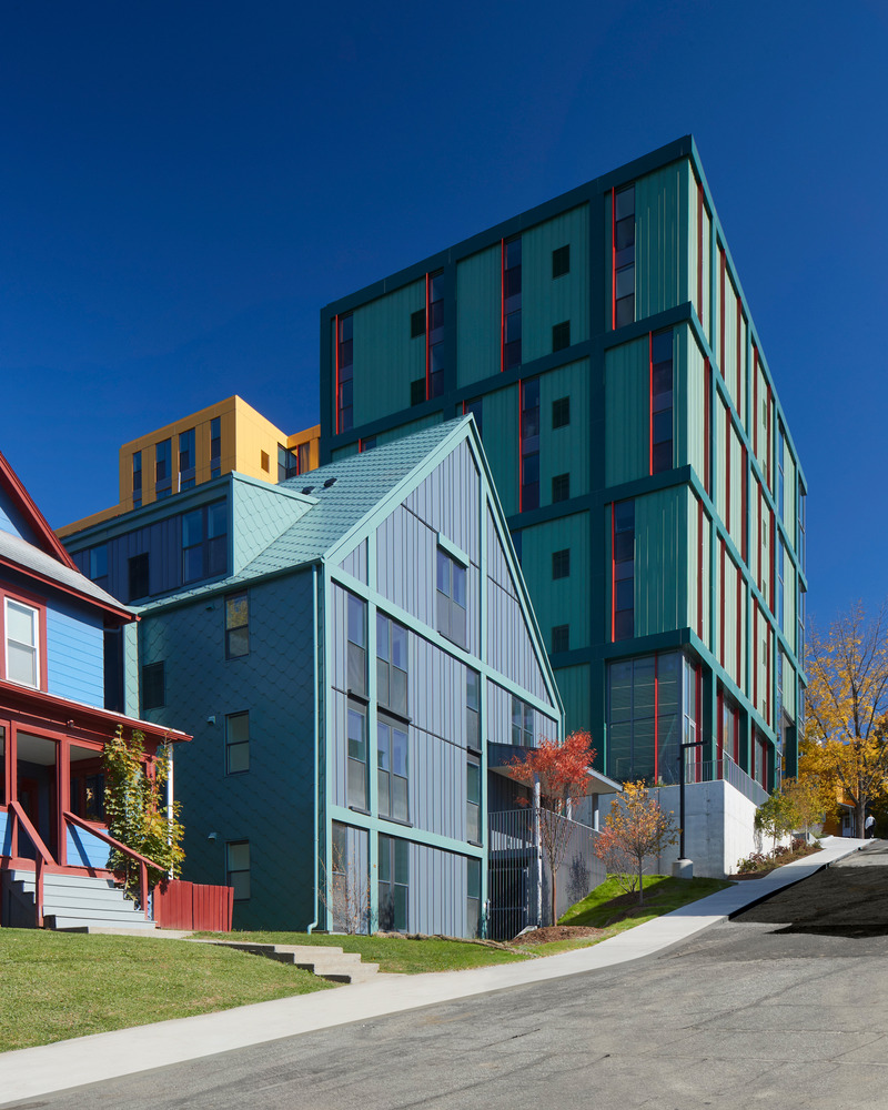 Press kit | 2353-08 - Press release | Catherine Commons - ikon.5 architects - Residential Architecture - Photo credit: Brad Feinknopf