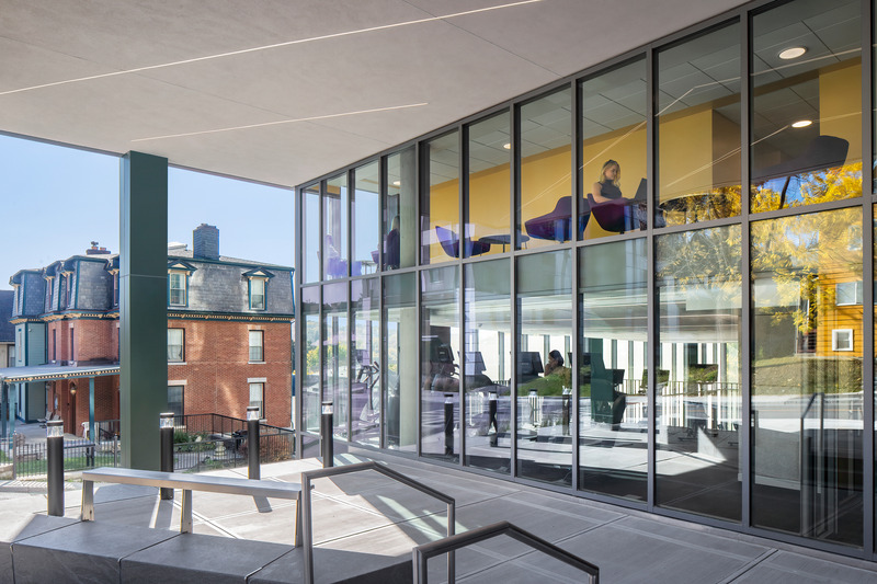 Press kit | 2353-08 - Press release | Catherine Commons - ikon.5 architects - Residential Architecture - Photo credit: Brad Feinknopf