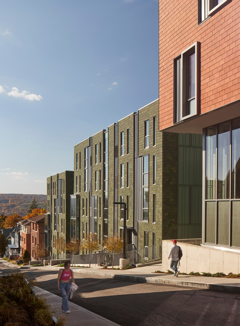 Press kit | 2353-08 - Press release | Catherine Commons - ikon.5 architects - Residential Architecture - Photo credit: Brad Feinknopf