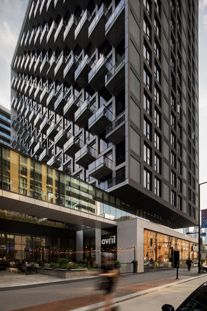 Dossier de presse | 1317-24 - Communiqué de presse | Griffin Square : une signature urbaine pour le Griffintown de demain - ACDF Architecture - Architecture résidentielle - Crédit photo : Adrien Williams