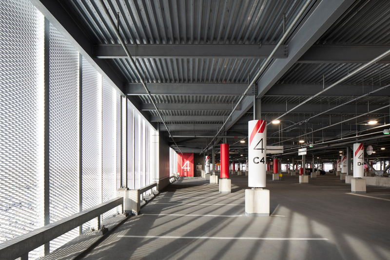 Press kit | 2275-05 - Press release | From Function to Sustainable Art: The YUL Montréal-Trudeau International Airport P4 Parking Facility Welcomes a World in Motion - Jodoin Lamarre Pratte architectes and Lemay in consortium - Commercial Architecture - <p class="">P4 Parking Facility at YUL Montréal-Trudeau International Airport <span lang="EN-CA"></span></p> - Photo credit: <p class="">Adrien Williams — Jodoin Lamarre Pratte architectes and Lemay in consortium</p>