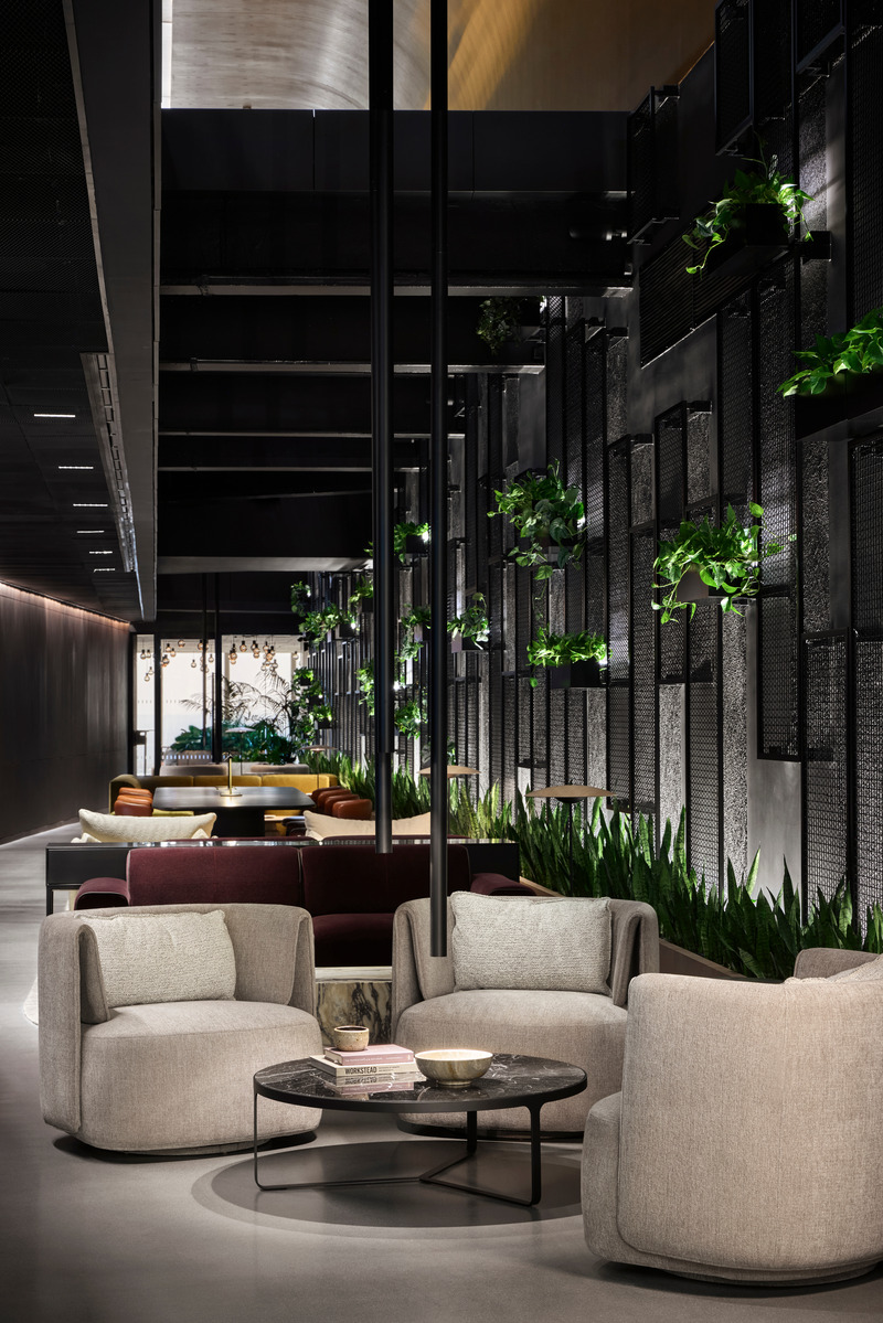 Dossier de presse | 3108-02 - Communiqué de presse | HSBC’s Zero Carbon HQ Recipient of the Architizer A+Awards People’s Choice for Sustainable Commercial Building - M Moser Associates - Design d’intérieur commercial - Crédit photo :  Garrett Rowland 