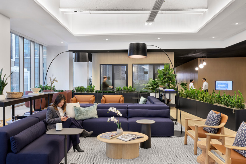Dossier de presse | 3108-02 - Communiqué de presse | HSBC’s Zero Carbon HQ Recipient of the Architizer A+Awards People’s Choice for Sustainable Commercial Building - M Moser Associates - Design d’intérieur commercial - Crédit photo :  Garrett Rowland 