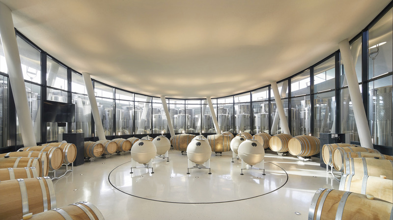 Dossier de presse | 5224-01 - Communiqué de presse | Sauska Tokaj Winery - BORD Architectural Studio - Architecture commerciale - Crédit photo : Hufton+Crow 