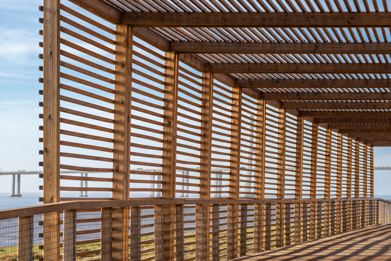 Dossier de presse | 7722-01 - Communiqué de presse | Bord de Rivière de Loures - Topiaris - Architecture de paysage - Architecture de paysage - Crédit photo : Artur Carvalho &amp; João Guimarães