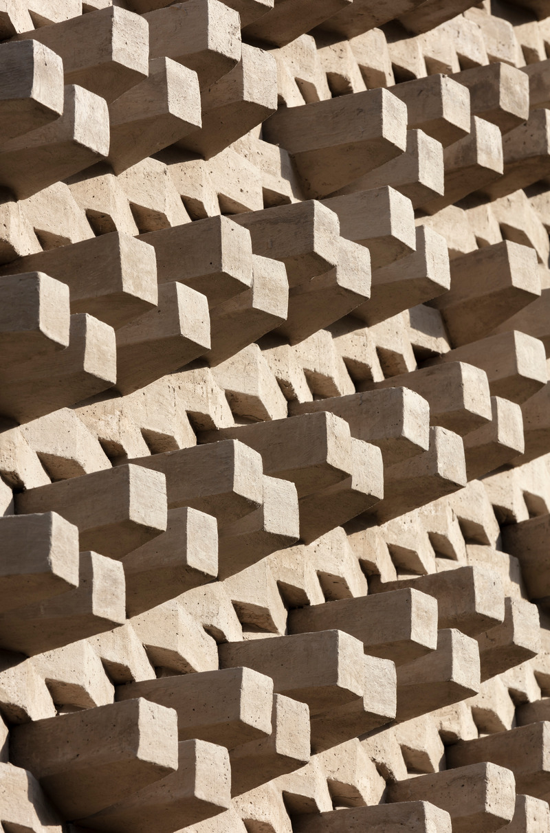 Dossier de presse | 5659-02 - Communiqué de presse | A House in the Andes - Correa+Fatehi | ODD - Architecture résidentielle - Single brick module creating variation in facade  - Crédit photo :  Photo credit: Bicubik 