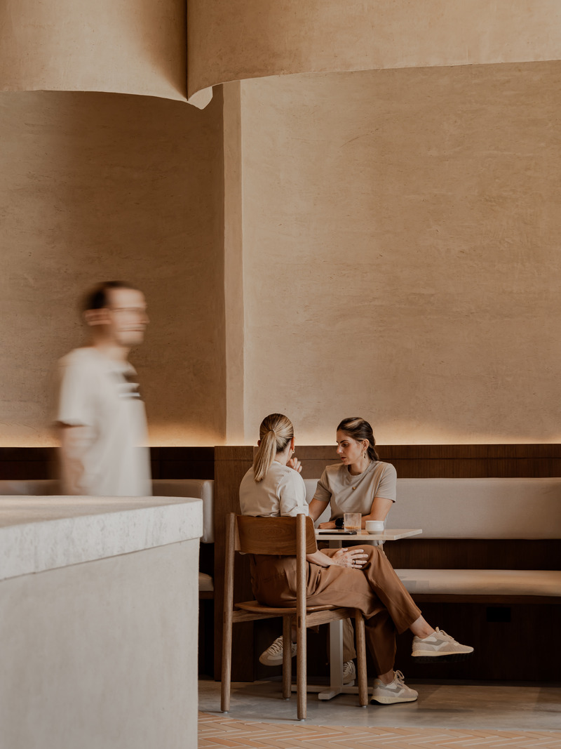 Press kit | 7734-01 - Press release | Krume Bäcker - Mallol - Commercial Interior Design - Photo credit: Mauricio Carvajal