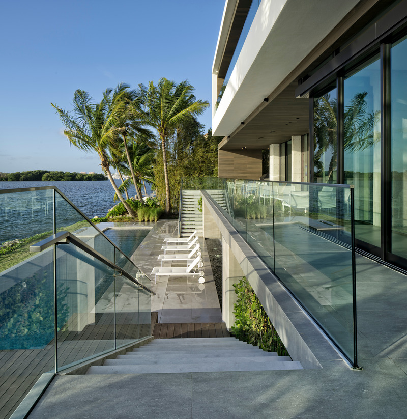 Dossier de presse | 2757-55 - Communiqué de presse | STRANG honorée comme firme de l’année 2025 par l’AIA Floride - STRANG - Architecture résidentielle - Bass Residence - Crédit photo : Claudio Manzoni