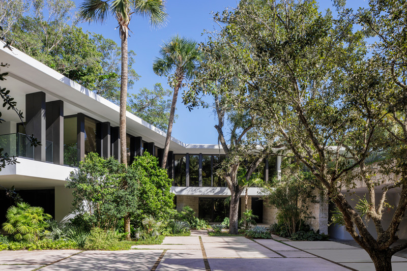 Dossier de presse | 2757-55 - Communiqué de presse | STRANG honorée comme firme de l’année 2025 par l’AIA Floride - STRANG - Architecture résidentielle - Wildwood Residence - Crédit photo : Kris Tamburello