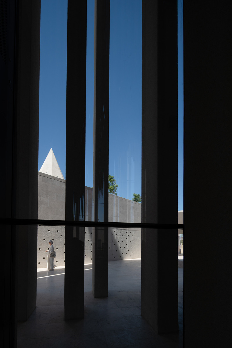 Dossier de presse | 7023-02 - Communiqué de presse | Deed Studio remporte le prix Architizer A+Award pour la troisième année consécutive - Deed Studio - Art - The Abrahamic Family House / Architecte: Adjaye Associates - Crédit photo : Deed Studio