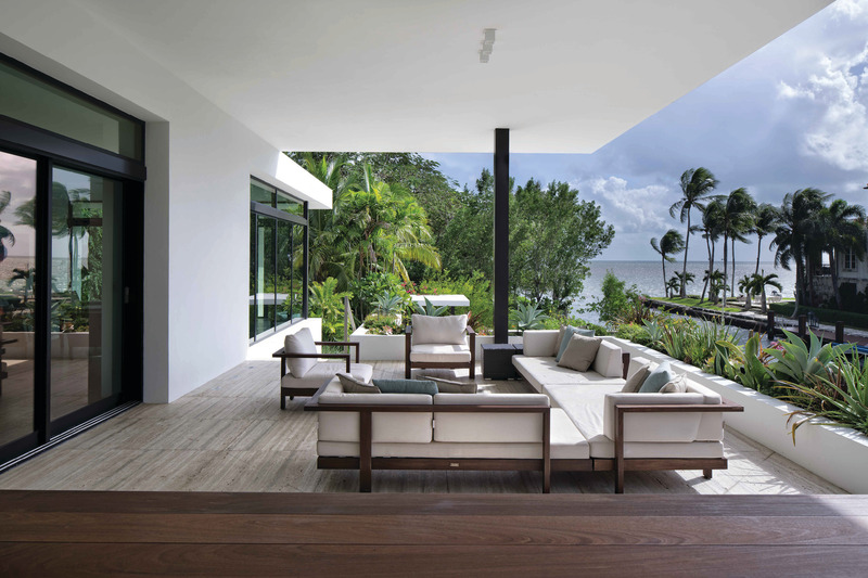 Dossier de presse | 2757-55 - Communiqué de presse | STRANG honorée comme firme de l’année 2025 par l’AIA Floride - STRANG - Architecture résidentielle - Hucker Residence - Crédit photo : Claudio Manzoni