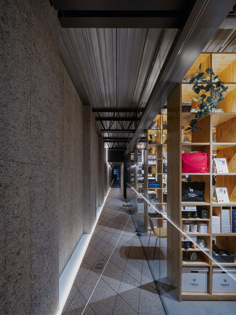 Dossier de presse | 6386-02 - Communiqué de presse | TANUKI NOBORU Bldg. - MOTIVE Inc. - Architecture commerciale - Crédit photo :  Ikuya SASAKI<span></span> 