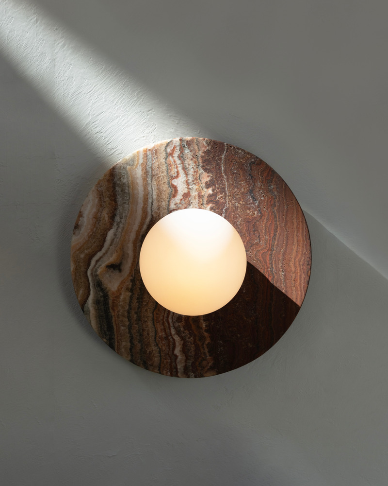 Press kit | 1942-05 - Press release | STONE – When Light Pays Tribute to Stone - Luminaire Authentik - Lighting Design - Onyx Krema 1205-LA40-O.RST - Photo credit: Luminaire Authentik