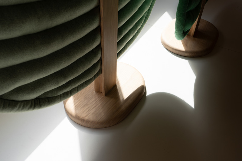 Dossier de presse | 7754-01 - Communiqué de presse | Common Object Studio: Designing for a Regenerative Future — AZ Awards Emerging Design Firm - Common Object Studio - Design industriel - Understory Acoustic Screen (fallen lumber and waste wool infill) - Crédit photo : Fernando Ramirez