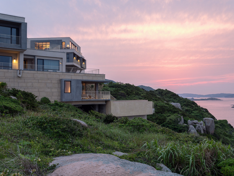 Dossier de presse | 7168-01 - Communiqué de presse | Between Rocks and Rollers: The Island Coastal Hotel - WJ STUDIO - Architecture commerciale - Crédit photo : Tian Fangfang