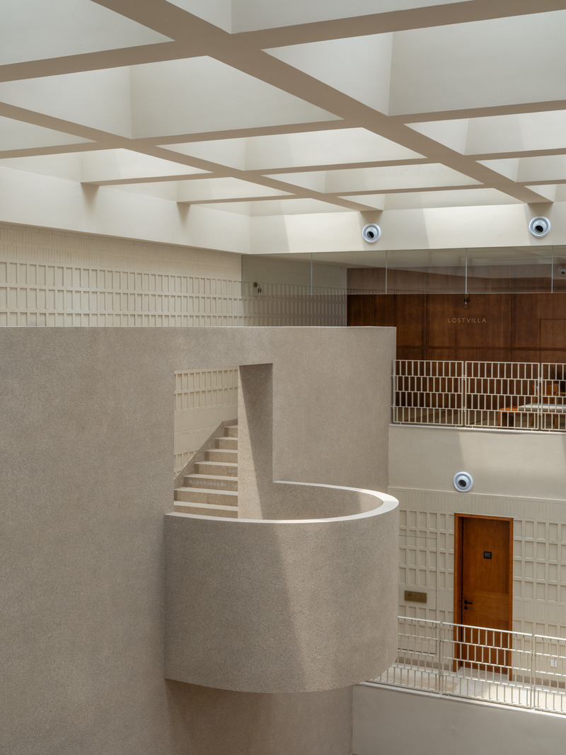 Dossier de presse | 7168-01 - Communiqué de presse | Between Rocks and Rollers: The Island Coastal Hotel - WJ STUDIO - Architecture commerciale - Interior Design SZ-Architects - Crédit photo : Tian Fangfang