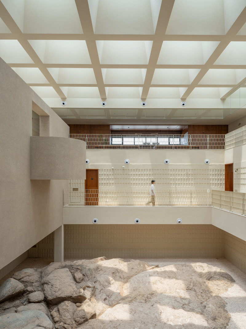 Dossier de presse | 7168-01 - Communiqué de presse | Between Rocks and Rollers: The Island Coastal Hotel - WJ STUDIO - Architecture commerciale - Interior Design SZ-Architects - Crédit photo : Tian Fangfang