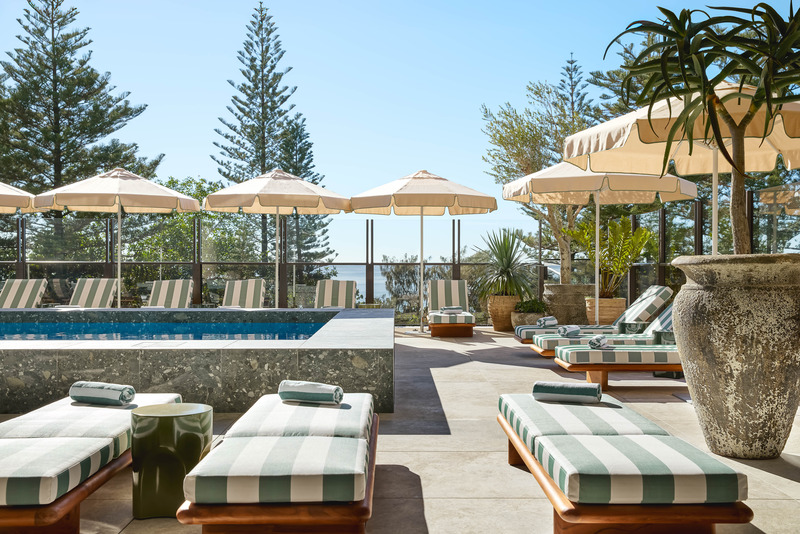 Press kit | 2887-11 - Press release | Opening Mondrian Gold Coast, Australia - Alexander &CO. - Commercial Interior Design - Haven - Pool Deck - Photo credit: Justin Nicholas