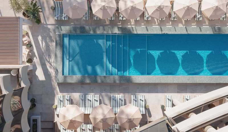 Press kit | 2887-11 - Press release | Opening Mondrian Gold Coast, Australia - Alexander &CO. - Commercial Interior Design - Haven - Pool Deck - Photo credit: Justin Nicholas