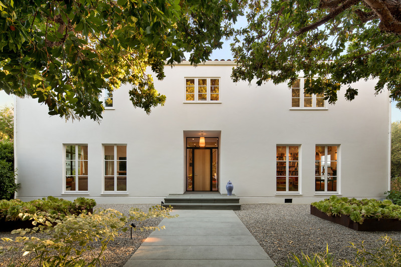 Press kit | 2757-56 - Press release | Malcolm Davis Architecture Evolves into MDa Studios - MDa Studios - Residential Architecture - <p> Palo Alto Residence: </p><p style=""><br style=""></p><p class="">Renovation of a 1920’s family home, ADU, and detached garage.</p><p> </p> - Photo credit:  Bernard Andre 