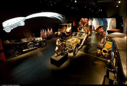 Press kit | 621-13 - Press release | Lightemotion illuminates The Museo Nazionale dell’Automobile di Torino - Lightemotion - Lighting Design - Photo credit: Ornella Orlandini