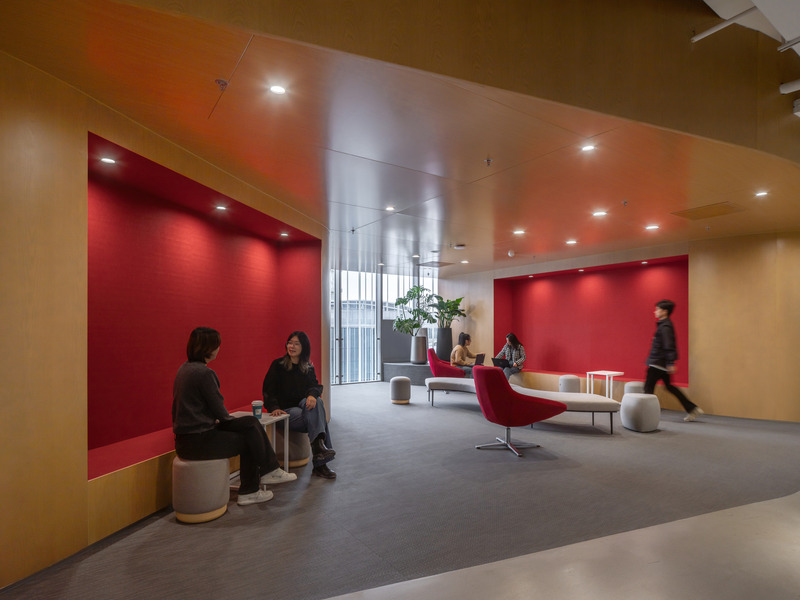 Press kit | 5714-05 - Press release | Aimer Suzhou Headquarters - Crossboundaries - Commercial Architecture - Meeting spot in office area - Photo credit: Shan-jian images