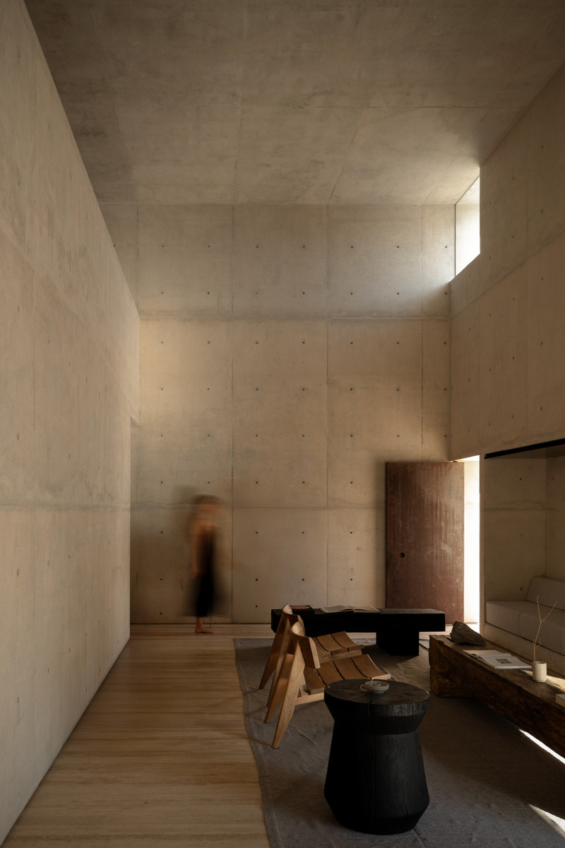 Dossier de presse | 5118-06 - Communiqué de presse | Casa Tao - HW Studio - Architecture résidentielle - Salon - Crédit photo : Hugo Tirso Domínguez