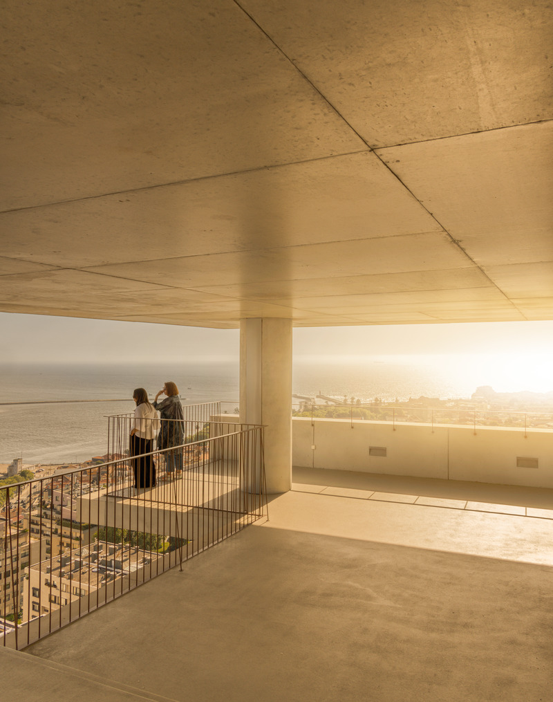 Press kit | 7557-06 - Press release | Miramar Tower - OODA - Residential Architecture - Photo credit: Fernando Guerra