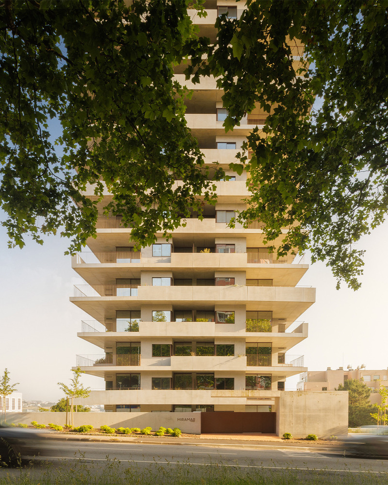 Press kit | 7557-06 - Press release | Miramar Tower - OODA - Residential Architecture - Photo credit: Fernando Guerra