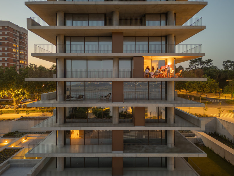 Press kit | 7557-06 - Press release | Miramar Tower - OODA - Residential Architecture - Photo credit: Fernando Guerra